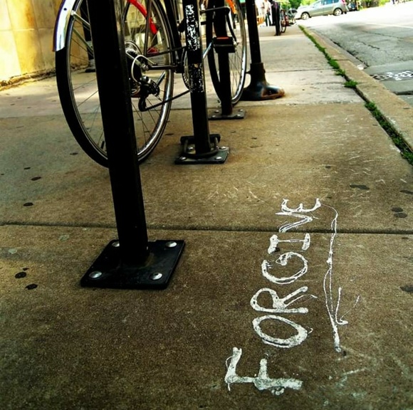 Meet your Posher, Julie Anne - Picture 6 of 8